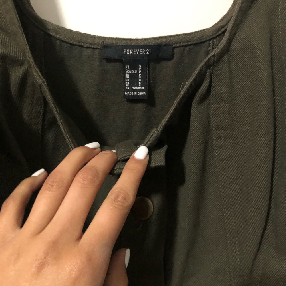 Green basic dress - Picture 2 of 3